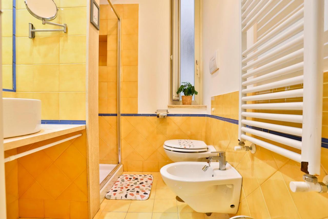 נאפולי Porta Medina Apartment מראה חיצוני תמונה