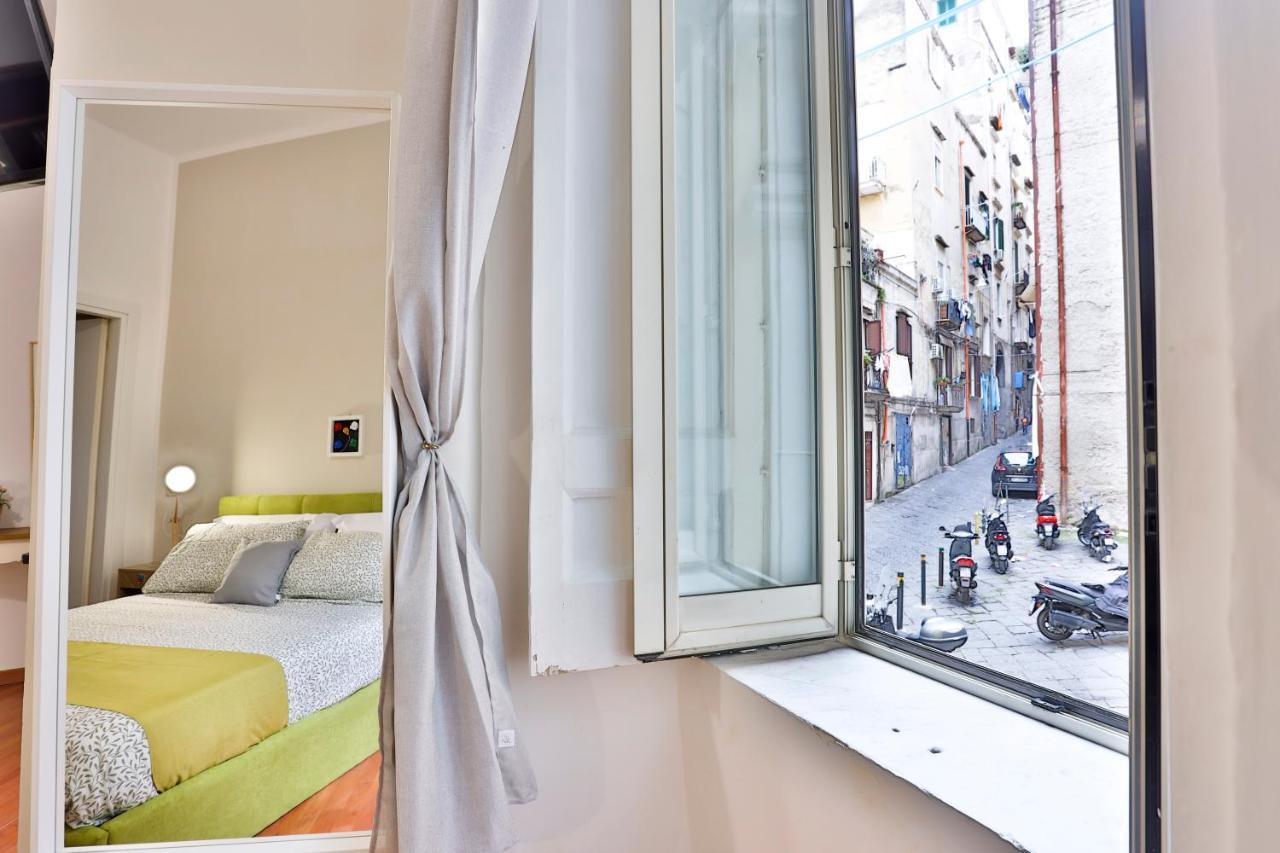 נאפולי Porta Medina Apartment מראה חיצוני תמונה