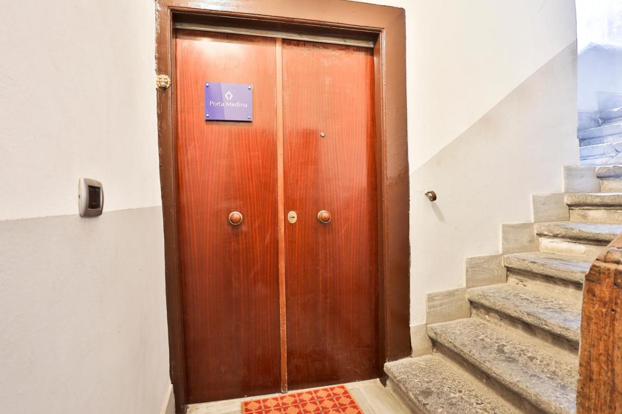 נאפולי Porta Medina Apartment מראה חיצוני תמונה